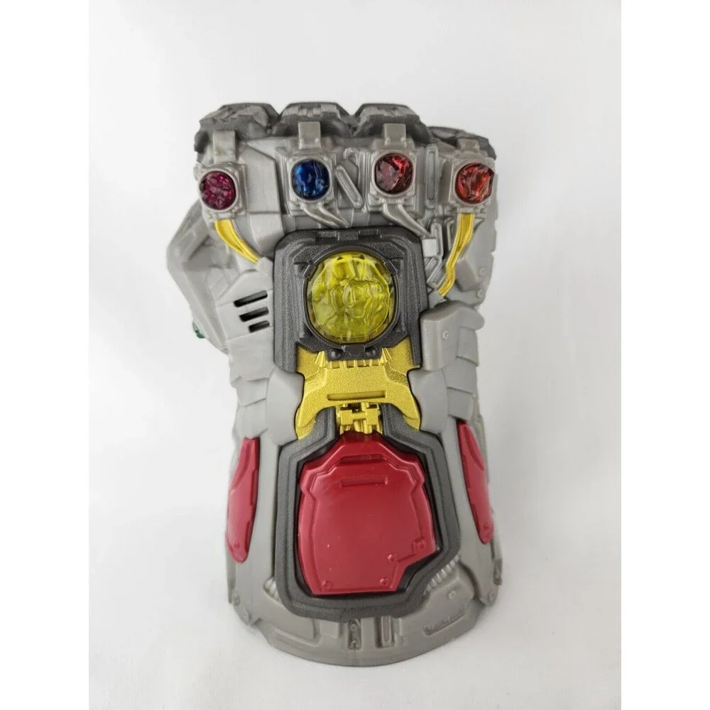 Hasbro Marvel Avengers Electronic Thanos Infinity Stones Gauntlet Glove Light Up